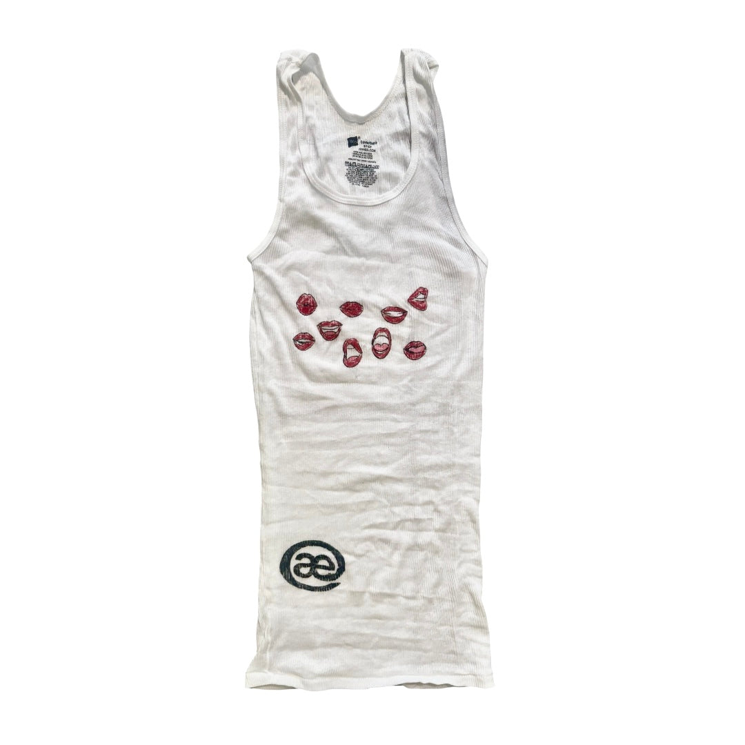 Æ WOMENS BEATER